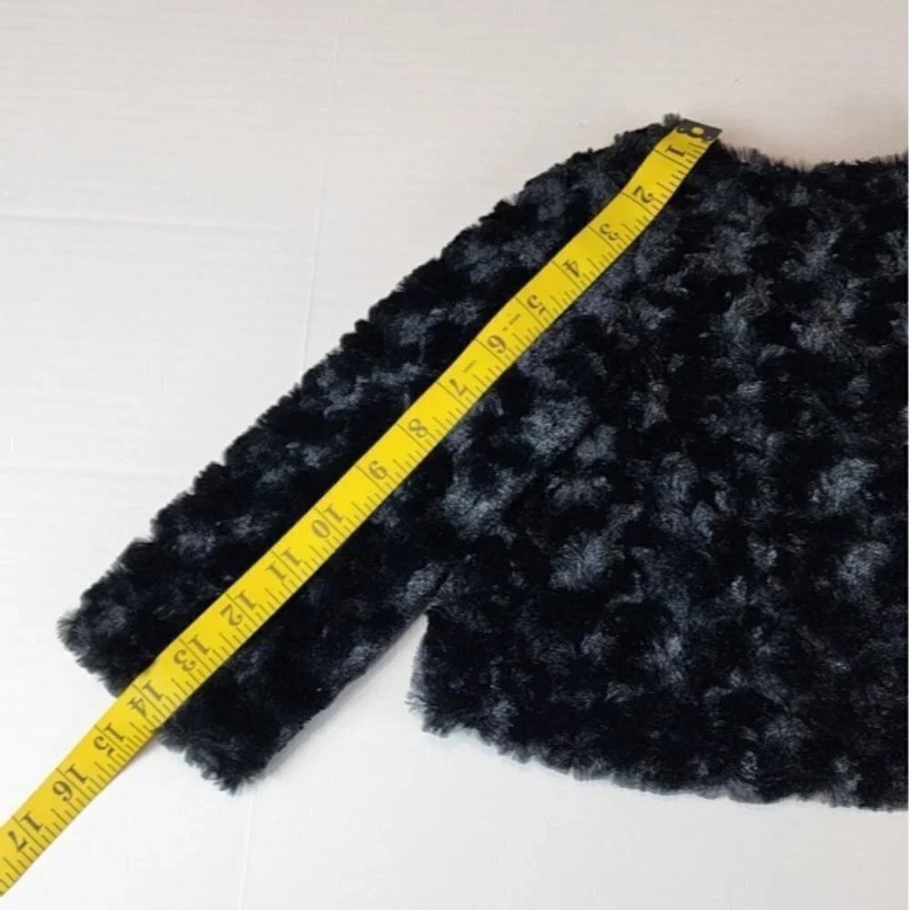 Gymboree outlet faux fur shrug Girl 12-24 months black